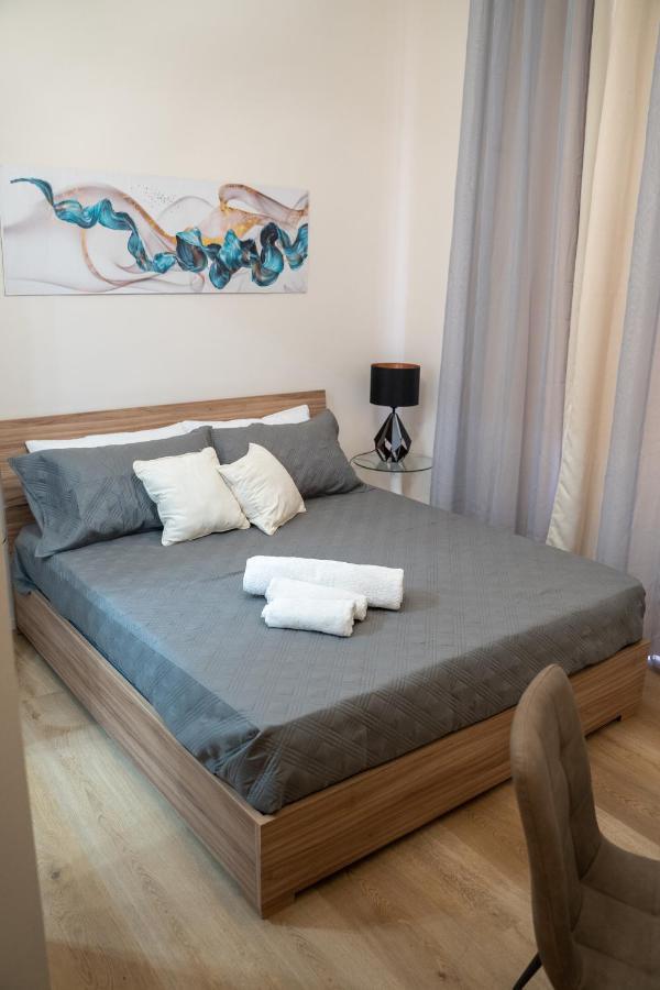 B&B Meridia Катания Екстериор снимка